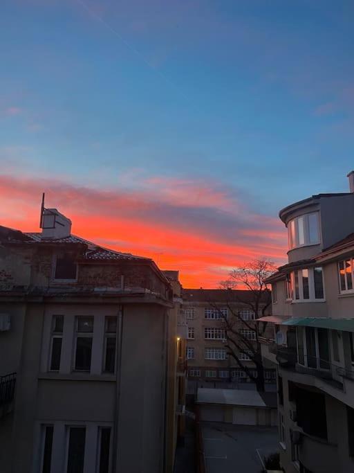 Appartement Large 2-bedroom Centre Art Sofia
