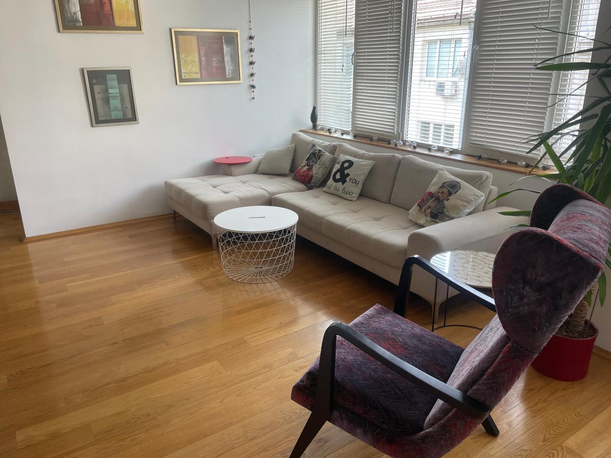 Large 2-bedroom Centre Art Sofia
